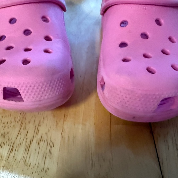 CROCS Kids Pink Sandals - Picture 1 of 5